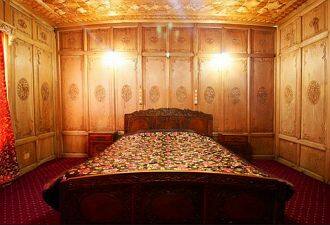 Shahenshah Houseboat 4, Srinagar 3